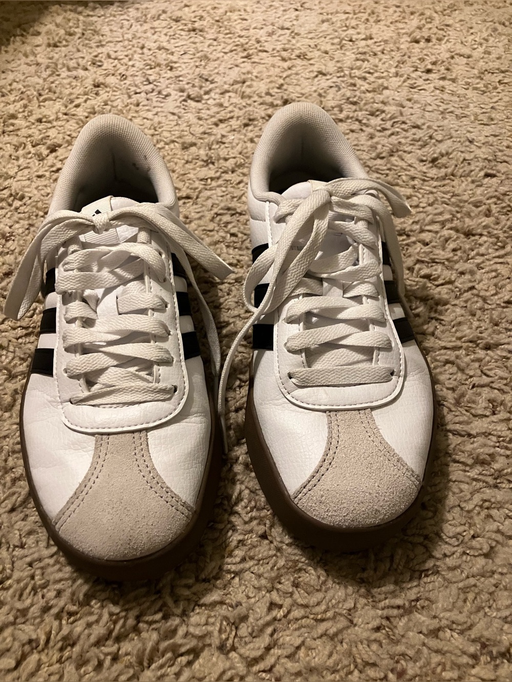 Classic White Adidas Sneakers with Black Stripes